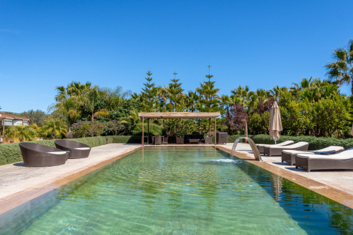 Piscina espaciosa