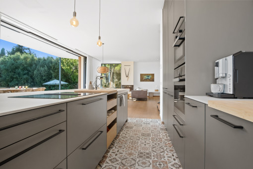 Cocina con isla central