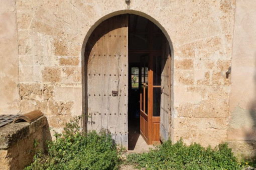 Finca rústica con mucho potencial y gran jardín cerca de Sineu