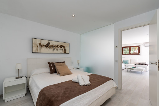 Dormitorio de estilo moderno