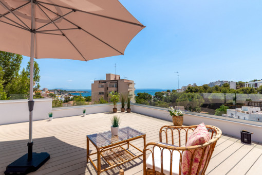 Ático reformado con gran terraza y espectaculares vistas al mar en San Agustín