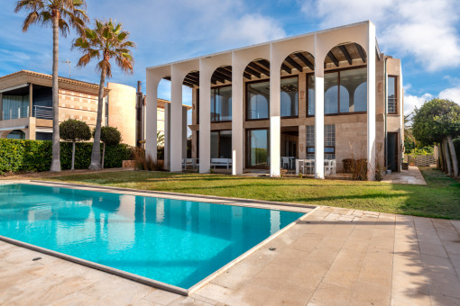 Villa y piscina