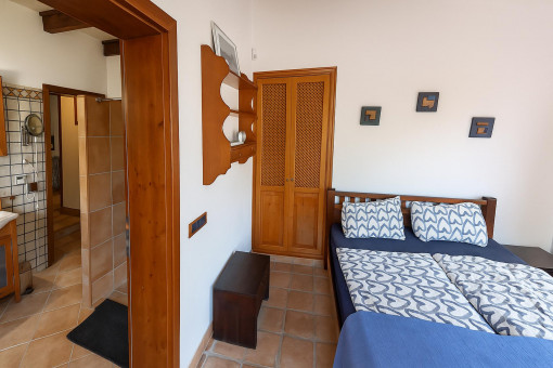 Segundo dormitorio con baño en suite
