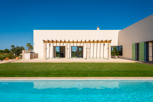 Finca con piscina