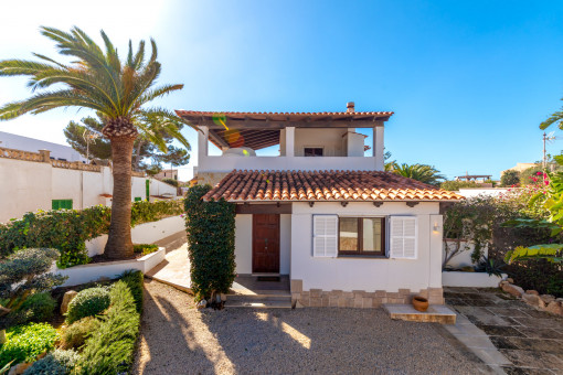 Encantador chalet a poca distancia del mar en Cala Llombards