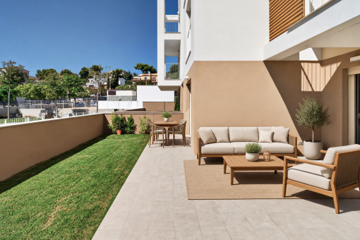 Terraza con jardín