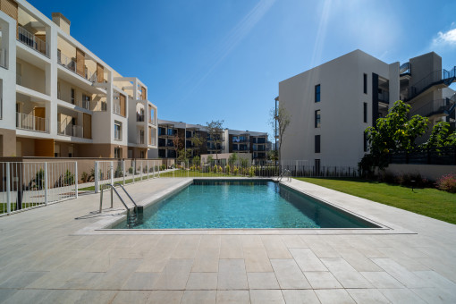 Zona comunitaria con piscina