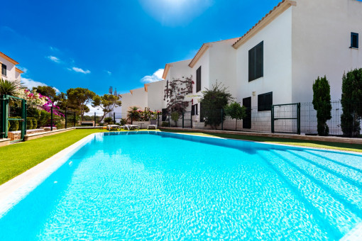 Piscina comunitaria
