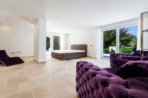 Dormitorio principal con cama doble