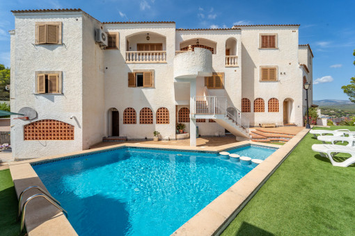 Piscina comunitaria