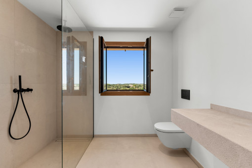Baño en la primera planta