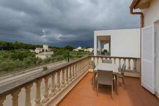 Terraza con vistas hacia el mar
