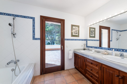 Uno de siete baños