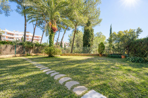 Gran jardín privado