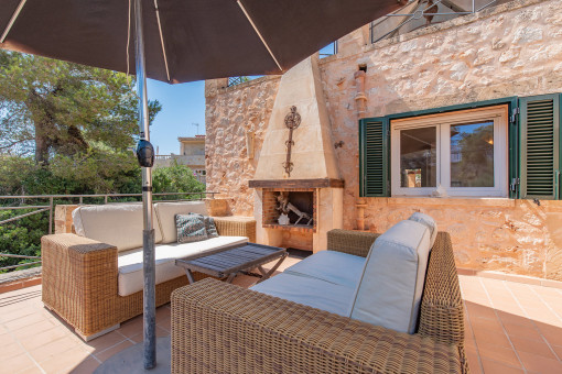 Terraza con chimenea Casa 2