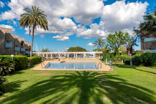 Piscina comunitaria