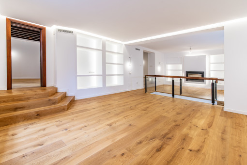 Apartamento exclusivo en el casco antiguo en un magnífico palacio histórico con 2 dormitorios