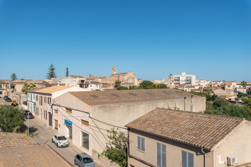 Vista a la iglesia