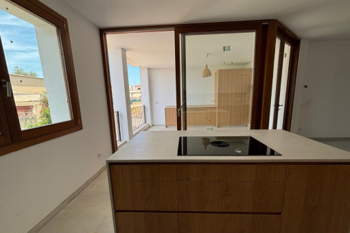 Cocina moderna con isla abierta