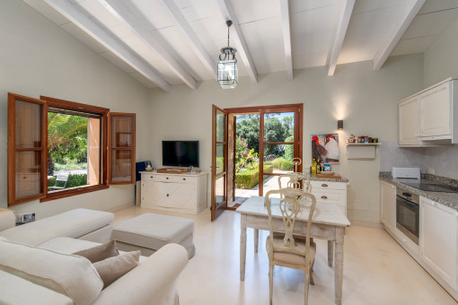 Salón casa de invitado 1