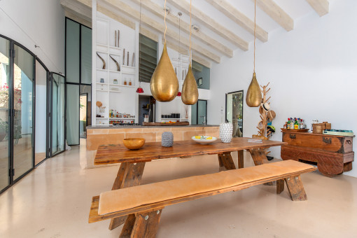 Salón-comedor abierto 