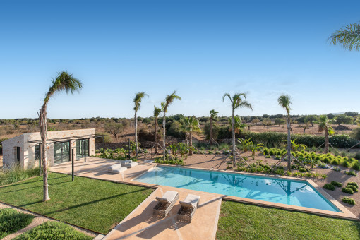 Vistas a la piscina