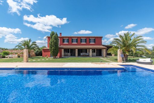 Finca con porche