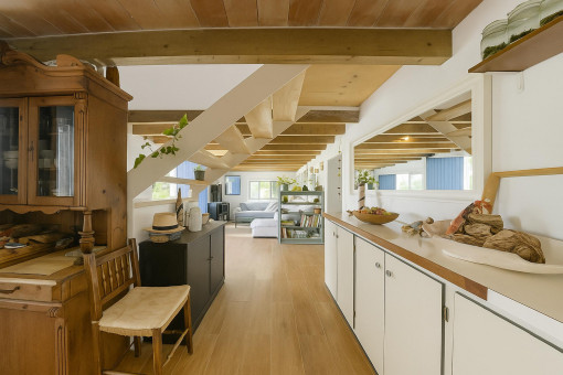 Vista desde la cocina hacia el salón