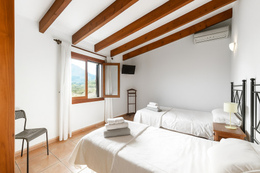 Segundo dormitorio en la planta superior