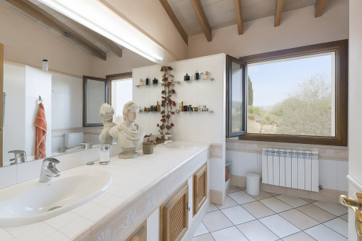 Segundo baño en la planta superior