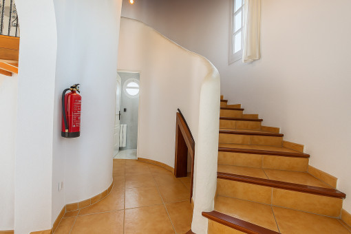 Escalera a la planta superior