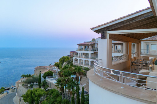 Impresionantes vistas al azul del mar y al entorno verde