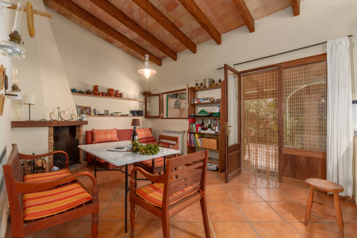 Salón casa de invitados