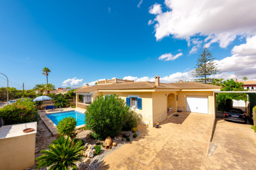 Garage y carport