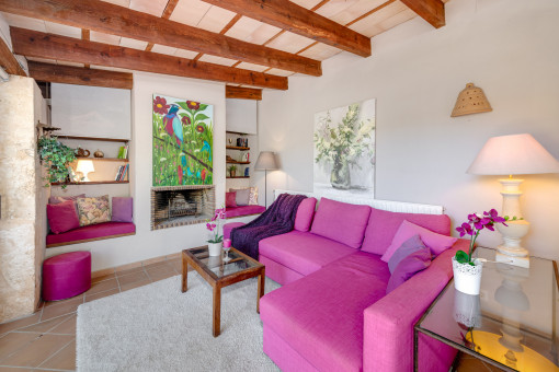 Acogedor salón con mucho espacio para relajarse