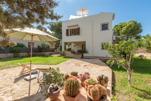 Jardín espacioso