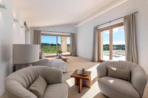 Acogedora zona de estar junto a la chimenea