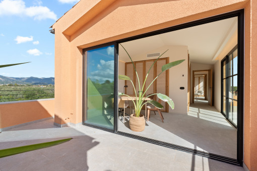 Despacho con terraza privada