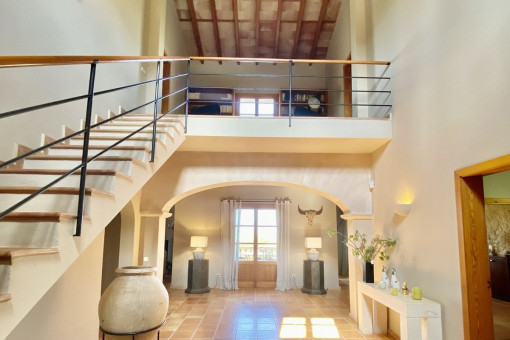 Entrada impresionante