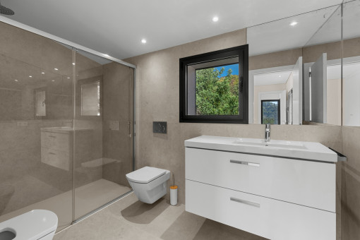 Baño con ducha