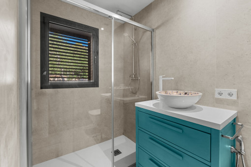 Baño del apartamento separado