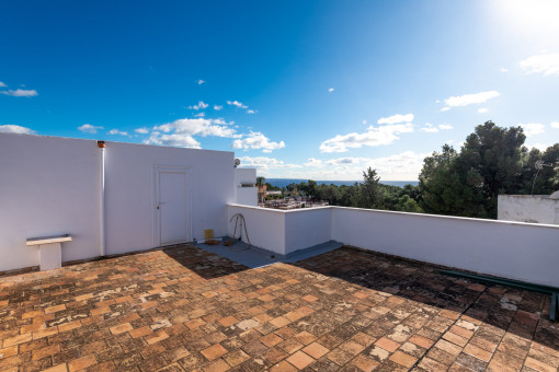 Terraza comunitaria en la azotea