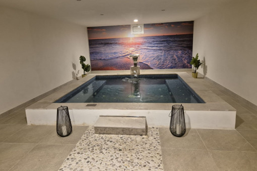 Zona de spa en el sótano