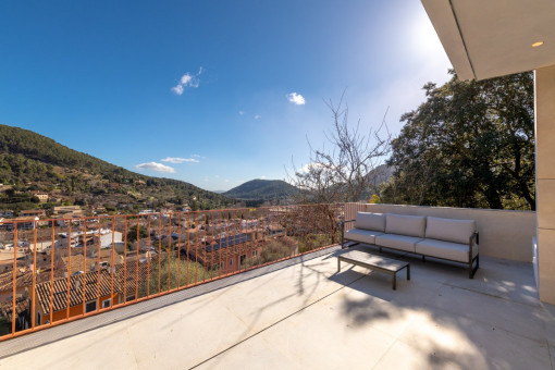 Terraza privavda del dormitorio en la primera planta