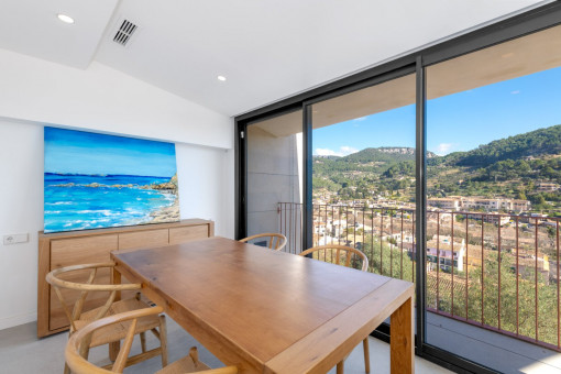 Oficina con vistas en la planta superior