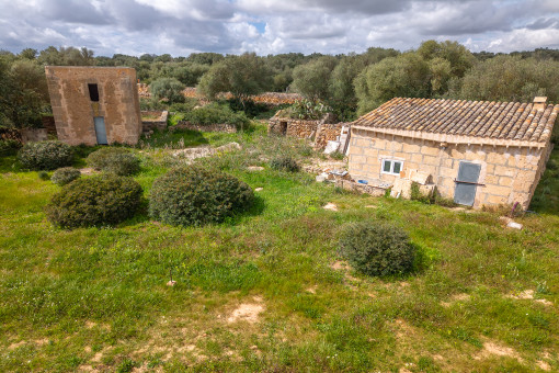 Auténtico molino de agua histórico en la propiedad