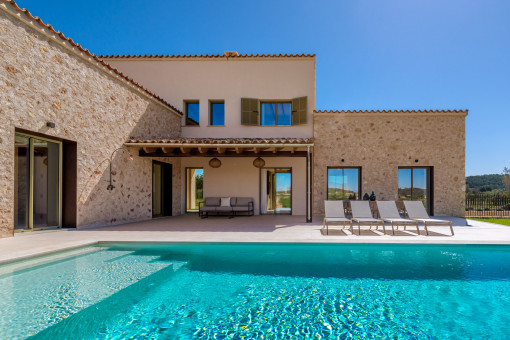 Terraza de la piscina