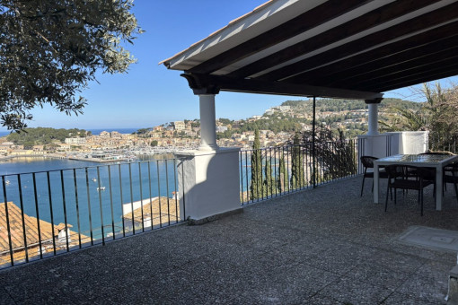 Terraza cubierta con vistas