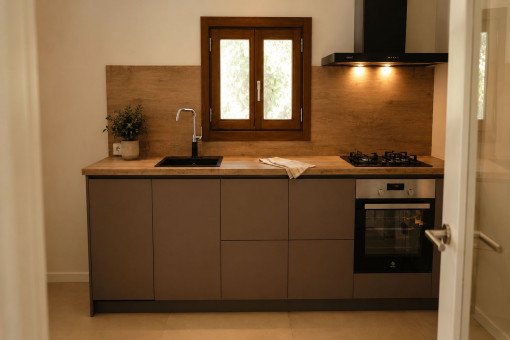Cocinca moderna y completamente equipada