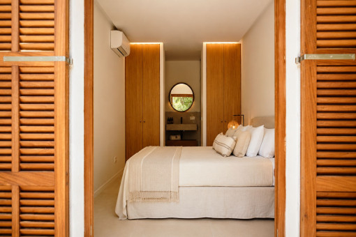 Dormitorio principal con baño en suite